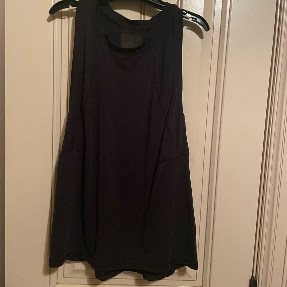 Black all in motion athletic tank size XS